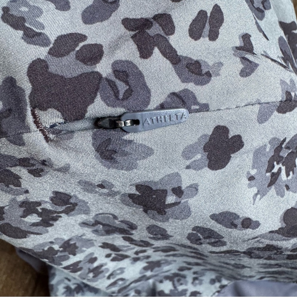 Athleta Printed Mesh Racer Run Short 4” - Picture 4 of 5